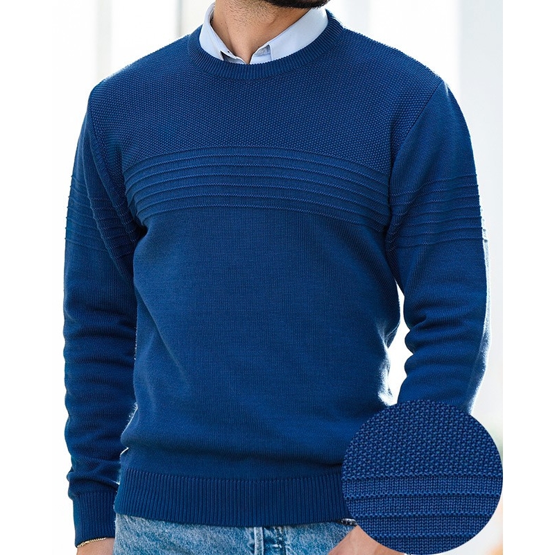 Sweter Lasota Lukas pod szyję z delikatnym wzorem - kolor atlantik
