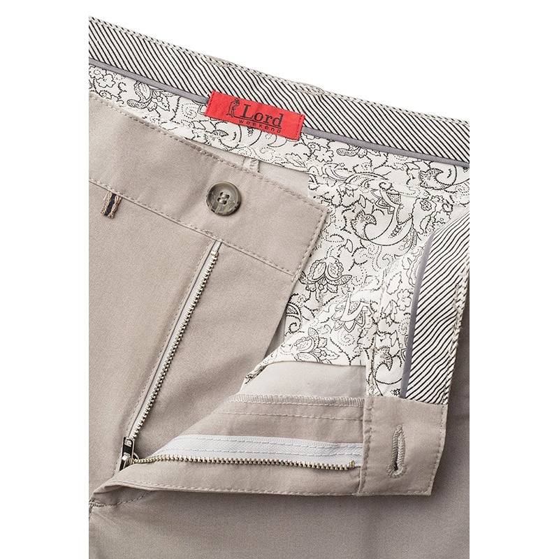 Jasnobeżowe cienkie spodnie Lord R-151 chinosy bawełniane